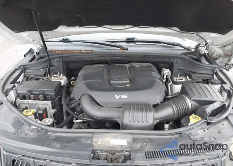 2015 Jeep Grand Cherokee Laredo z USA, uszkodzony, nr VIN 1C4RJFAG3FC183064